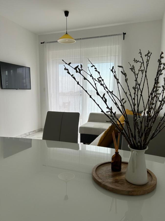 Apartments Juric Бродариця Екстер'єр фото